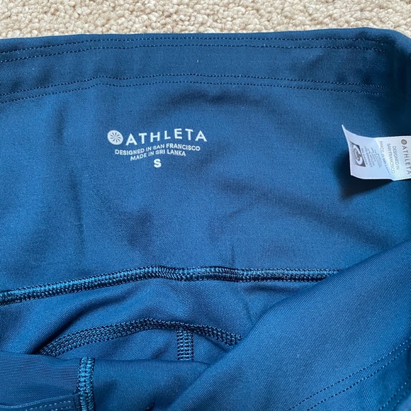 Athleta running compression fit running leggings with pockets - Picture 5 of 7